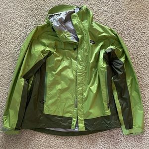 Men’s L Patagonia Rain Jacket